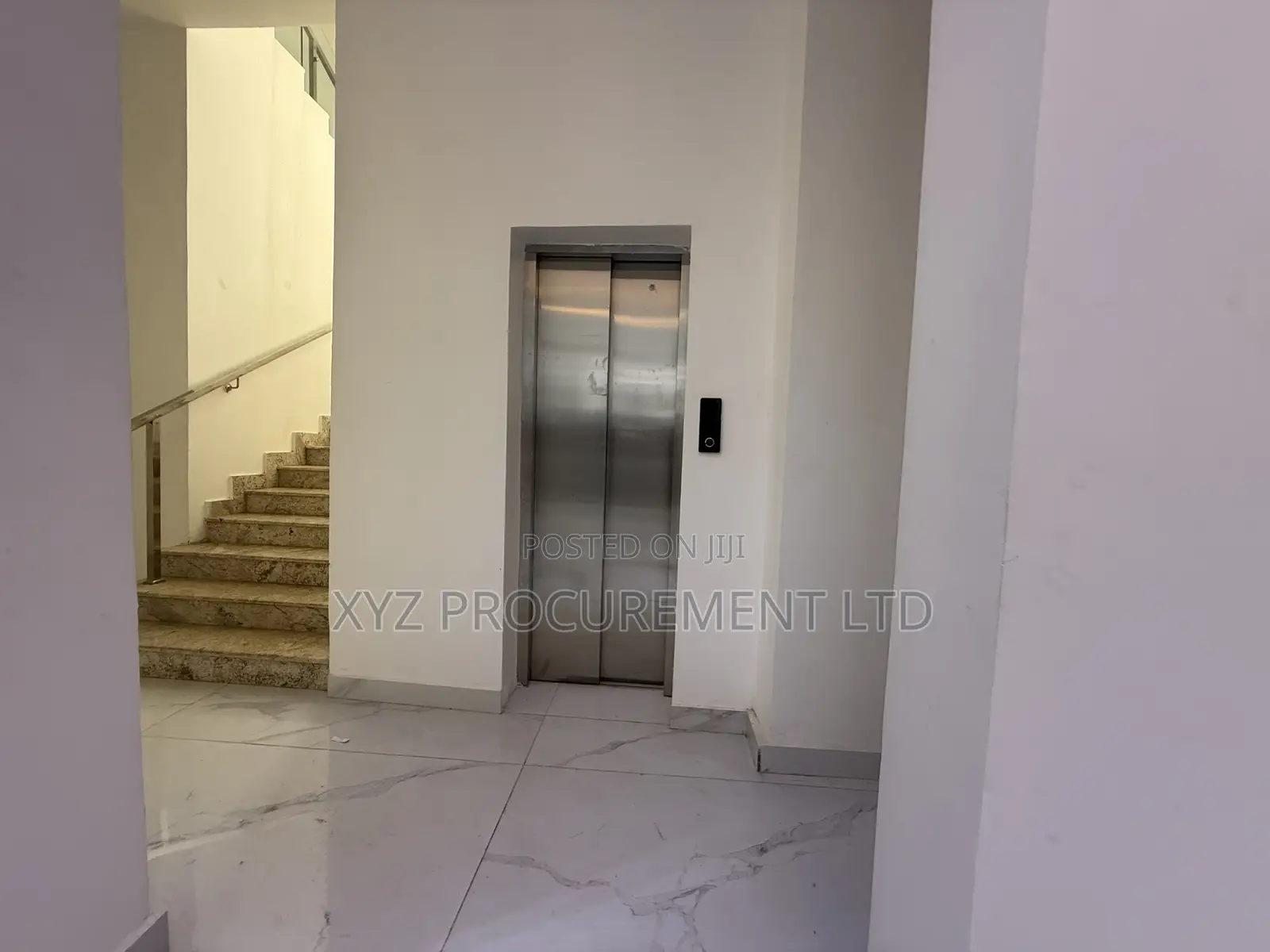 8bdrm Duplex in Asokoro for sale in Asokoro