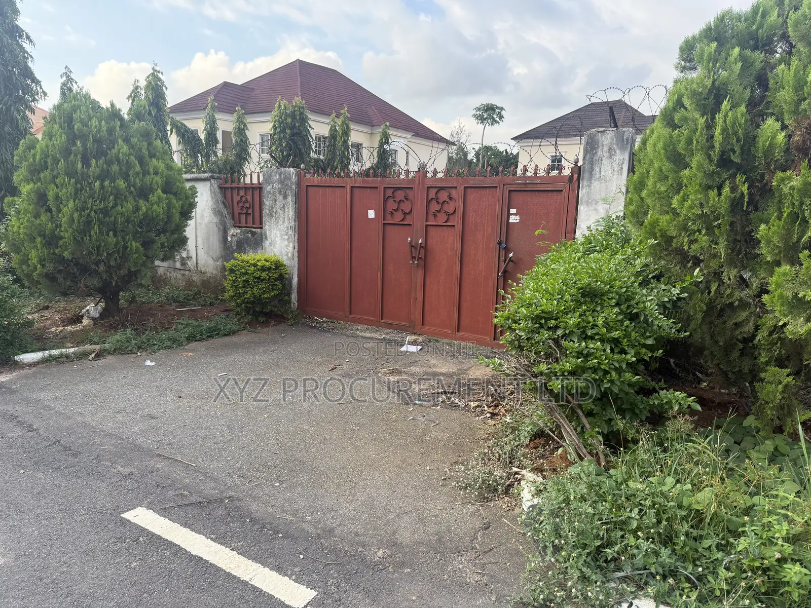 1,200 SQM Land Asokoro Main, Fenced and Gated. in Asokoro