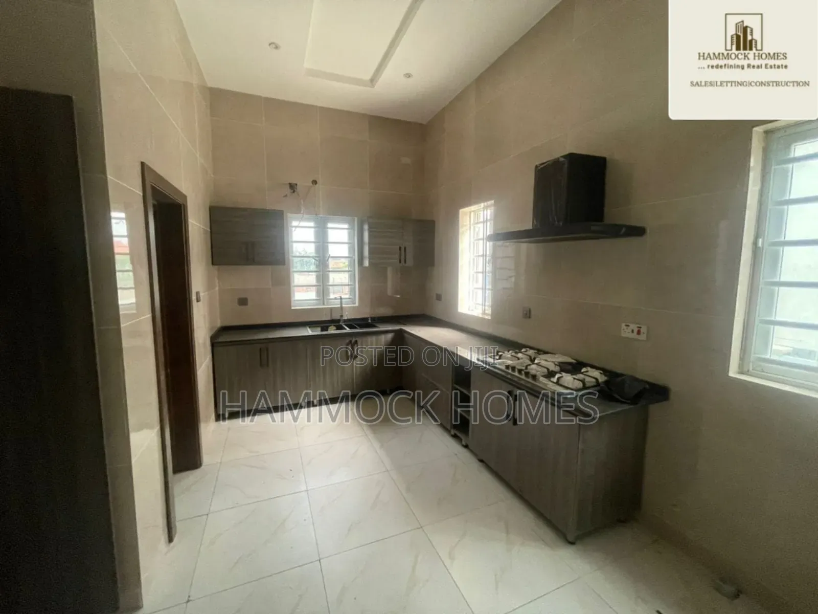 4bdrm Duplex in Engr Lere Adigun Gra, Basorun for sale in Basorun