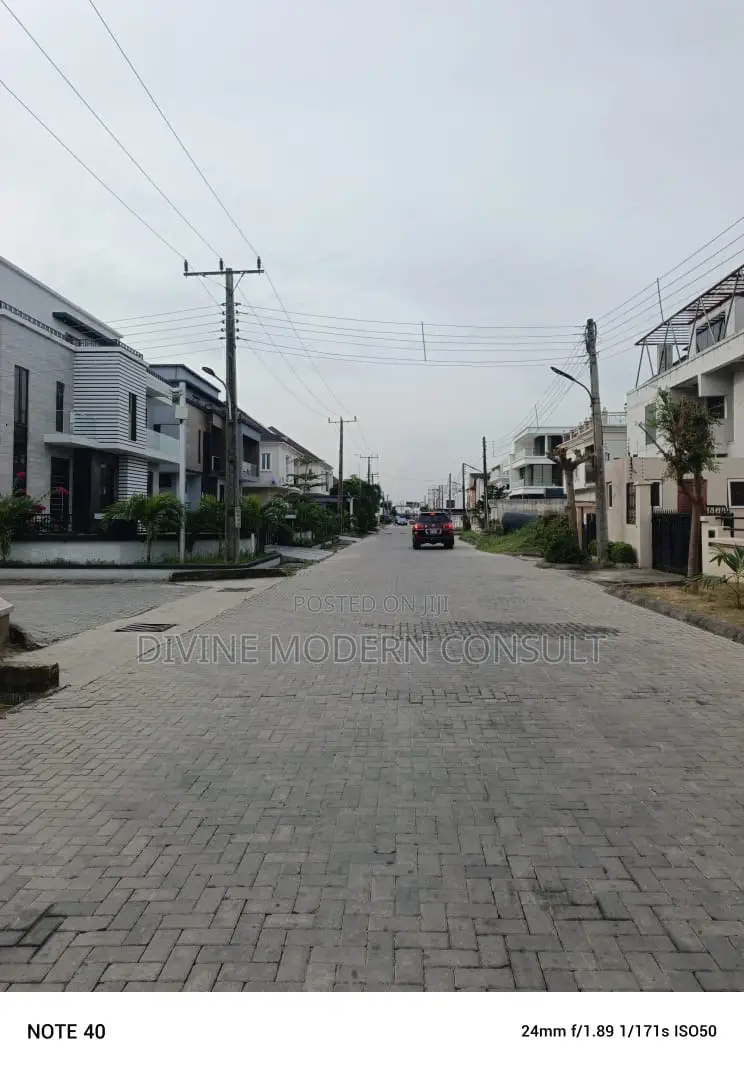 Furnished 4bdrm Duplex in Osapa London for sale in Osapa london