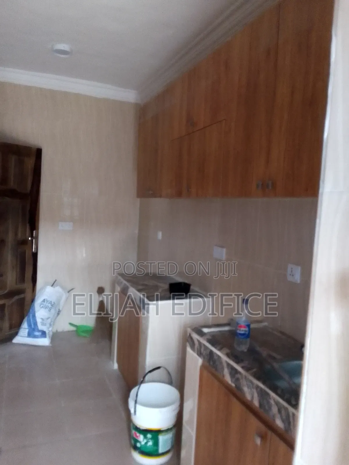 Furnished 2bdrm Block of Flats in Jairus Hotel, Ikorodu Garage for rent in Ikorodu Garage
