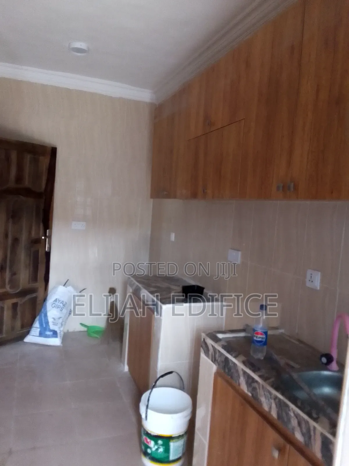 Furnished 2bdrm Block of Flats in Jairus Hotel, Ikorodu Garage for rent in Ikorodu Garage