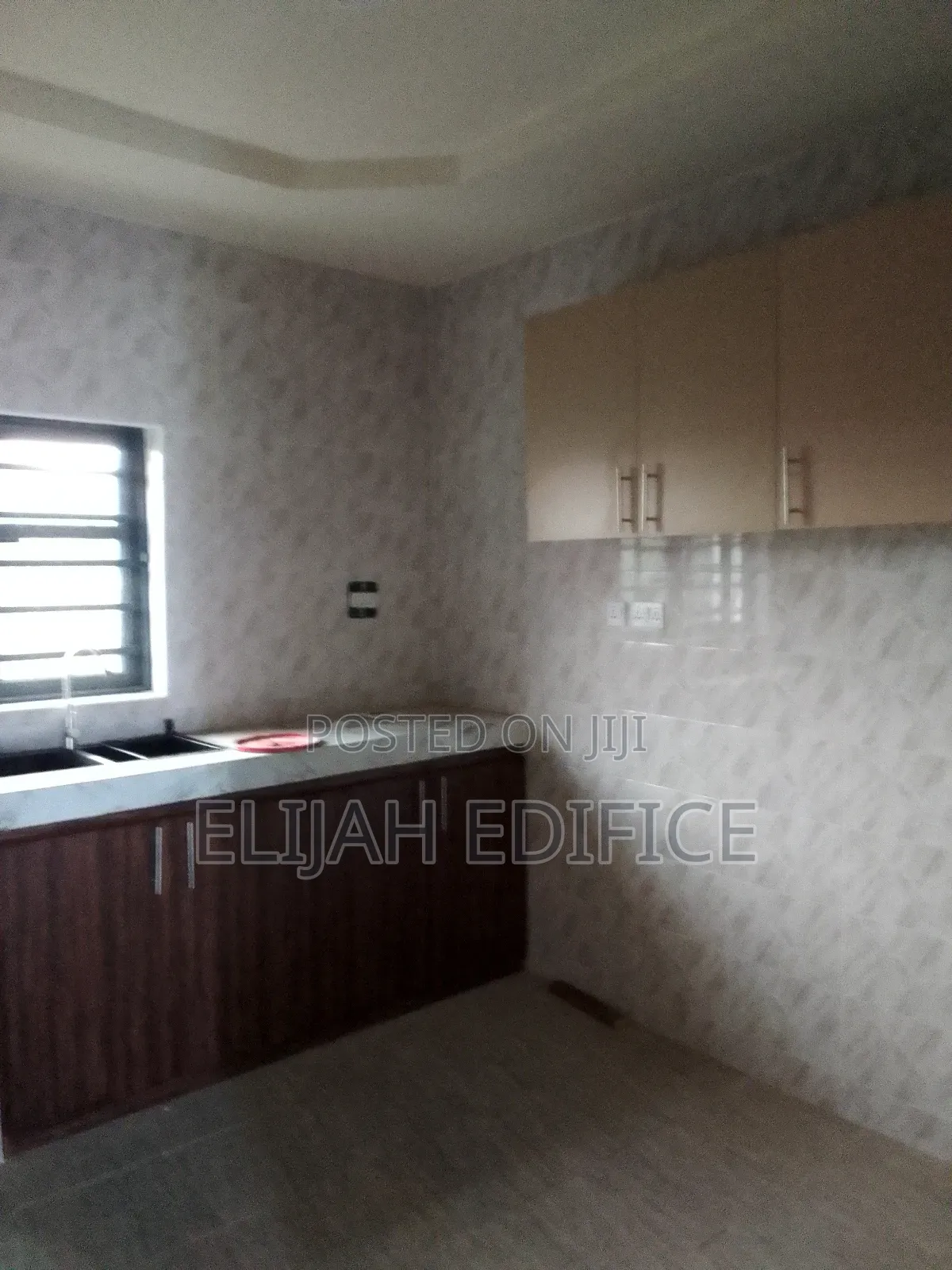 Furnished 2bdrm Block of Flats in Sherrifyt Hotel, Ikorodu Garage in Ikorodu Garage