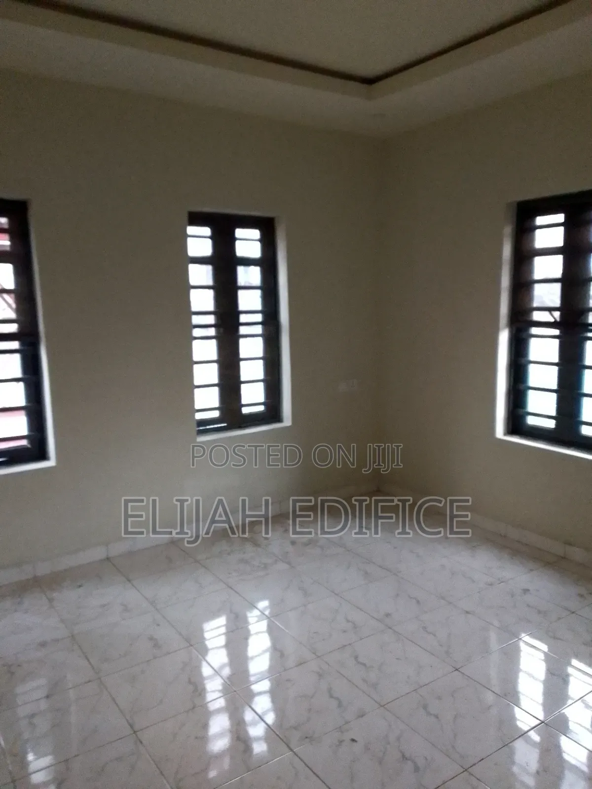 Furnished 2bdrm Block of Flats in Sherrifyt Hotel, Ikorodu Garage in Ikorodu Garage