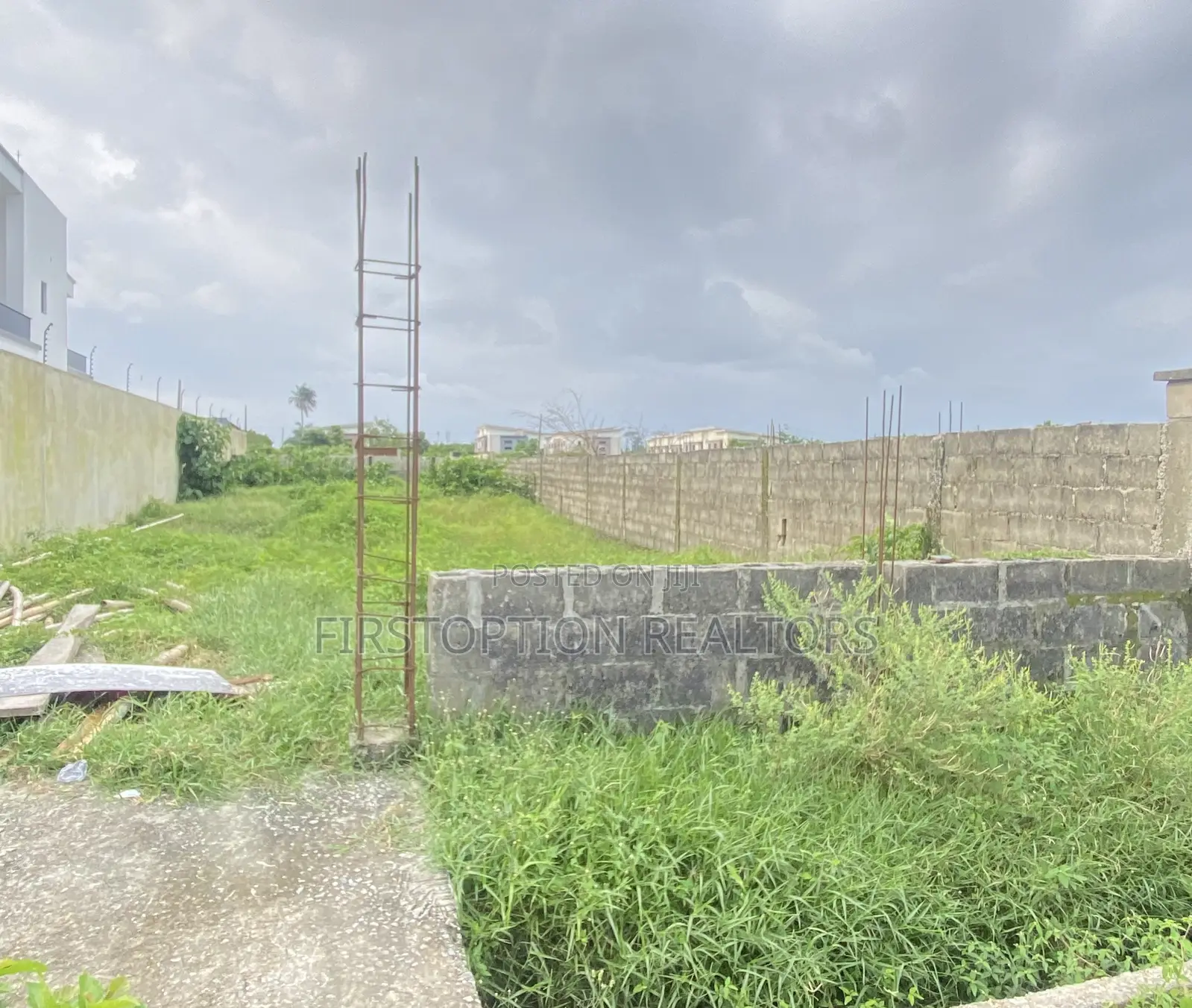 483sqm Fenced Land With Cofo at Ajayi Apata Estate Sangotedo in Sangotedo