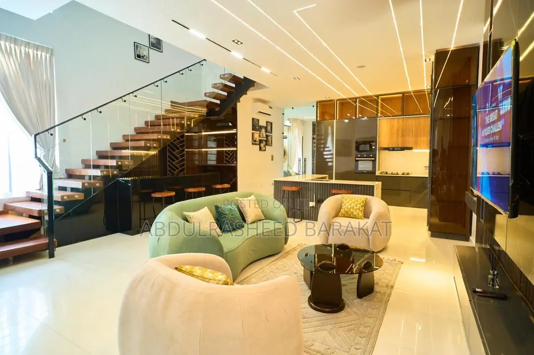 Magnificent 6 Bedroom Apartment With Top Notch Amenities in Lekki Phase 2