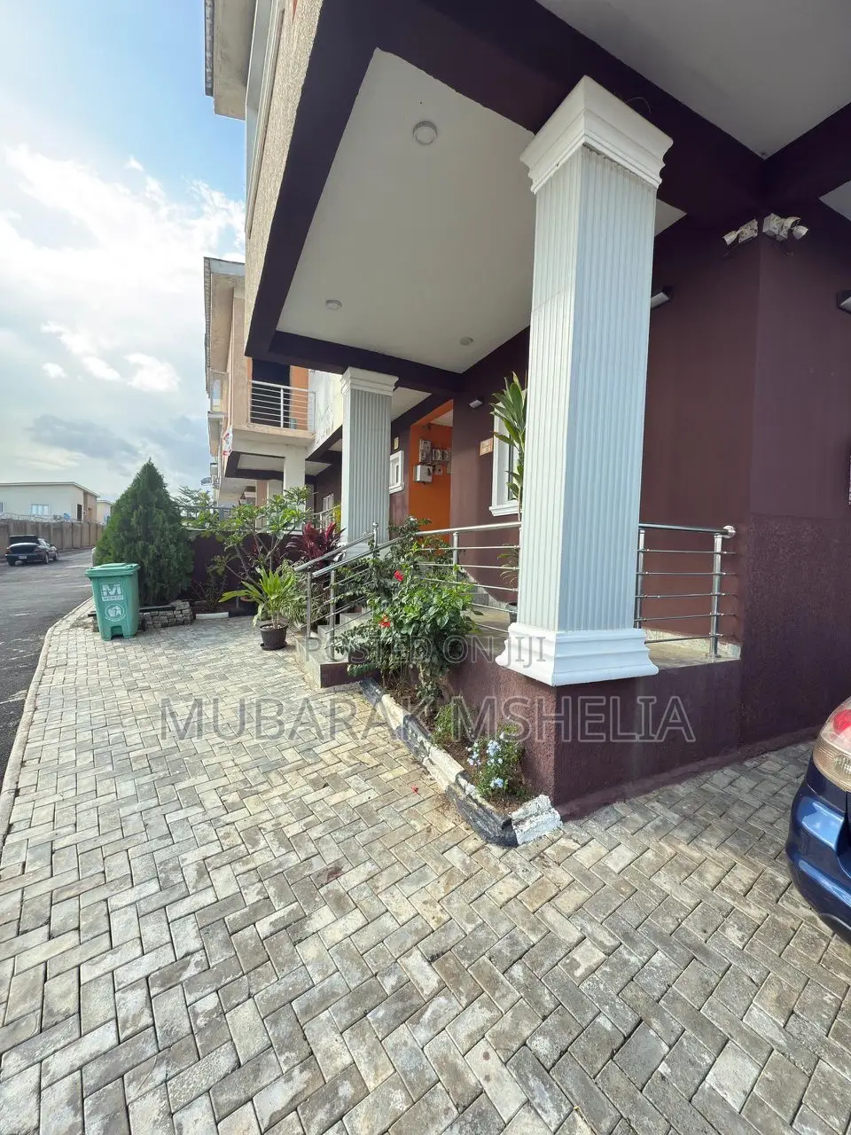 4bdrm Duplex in Life Camp for sale in Life Camp