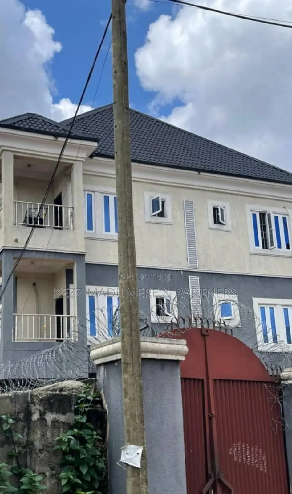 6bdrm Block of Flats in Area R New Owerri for sale in Owerri
