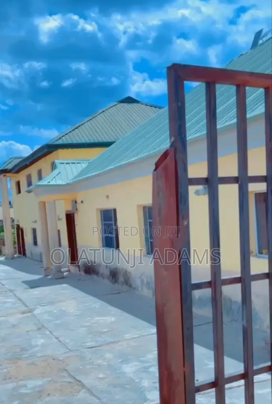 9bdrm House in Engr Idowu Crescent, Osogbo for sale in Osogbo