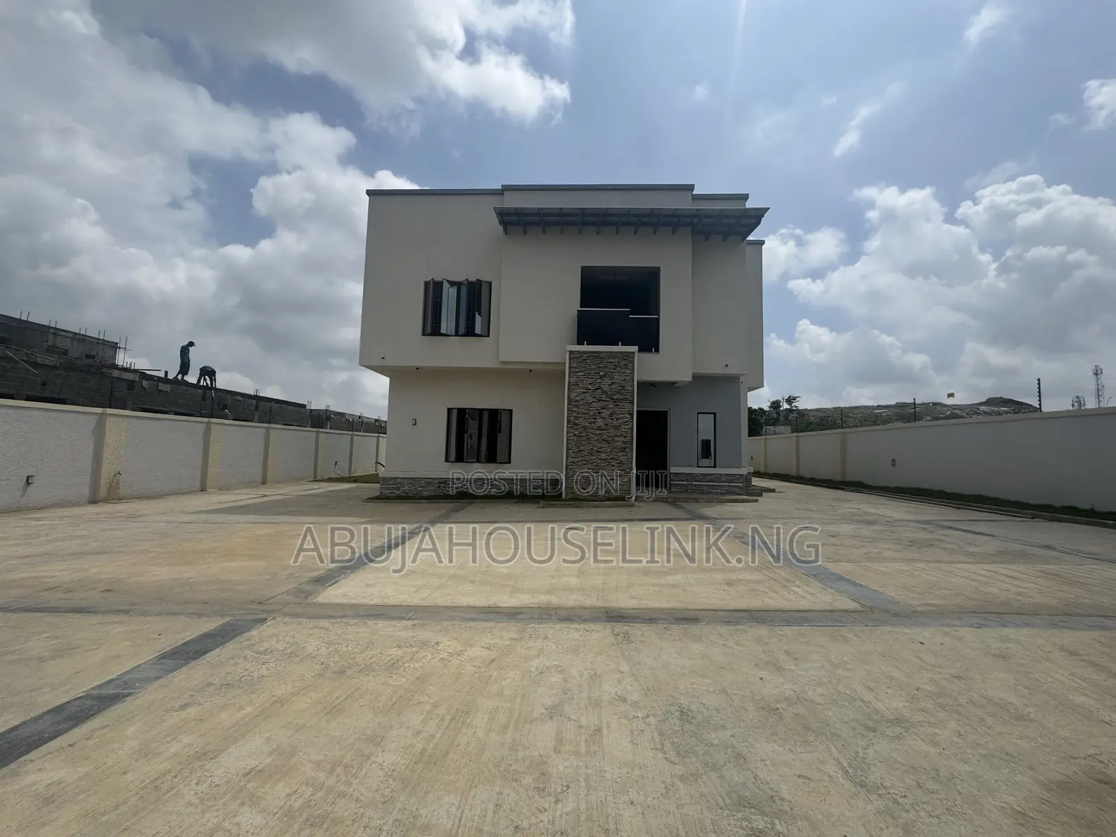 6bdrm Duplex in Guzape Main Abuja for sale in Guzape District