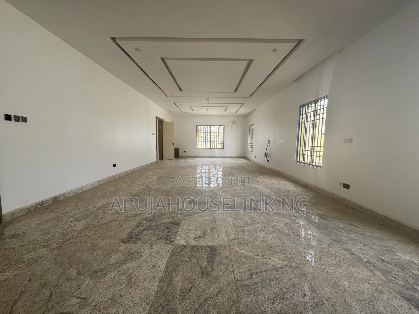 6bdrm Duplex in Guzape Main Abuja for sale in Guzape District