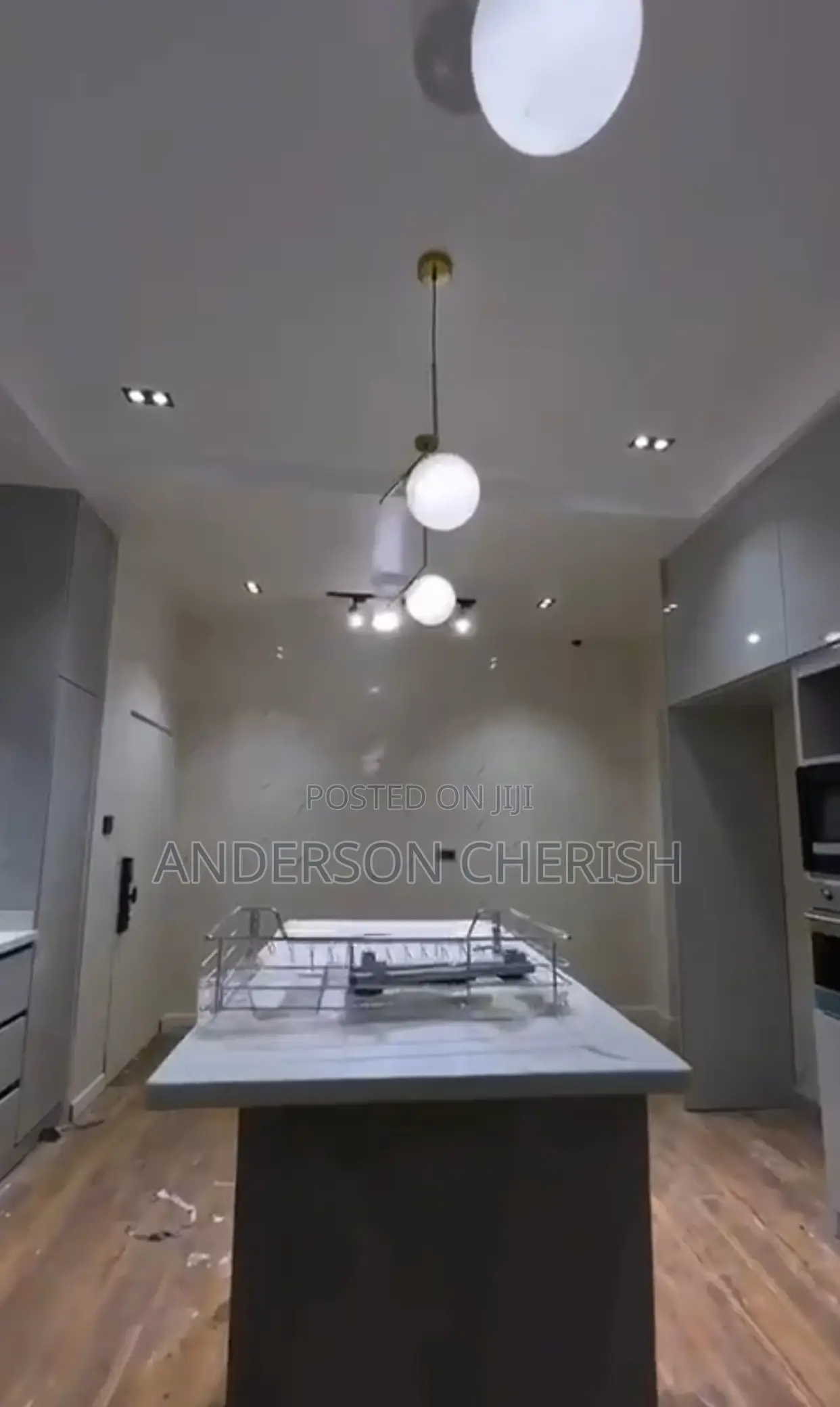 5bdrm Duplex in Guzape for sale in Guzape District