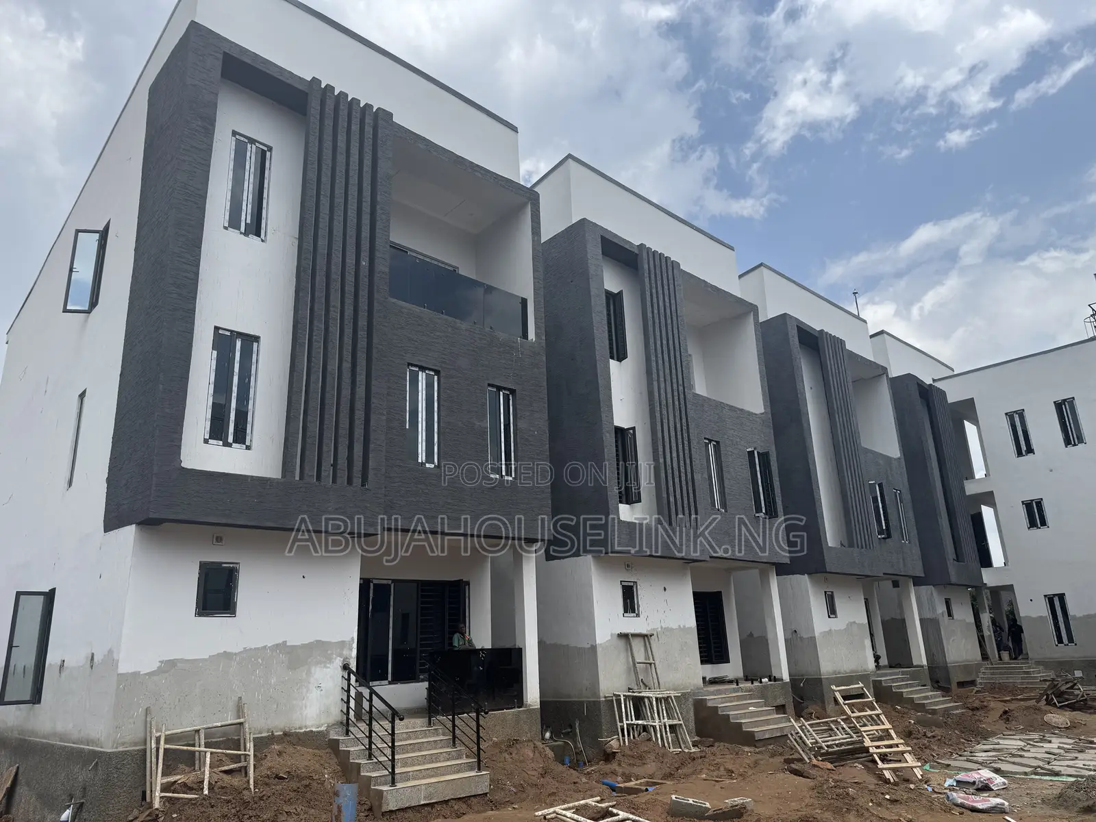 5bdrm Duplex in Asokoro Abuja for sale in Asokoro