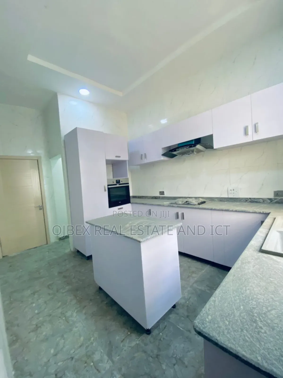 Furnished 4bdrm Duplex in Ikota Gra, Lekki for sale in Lekki