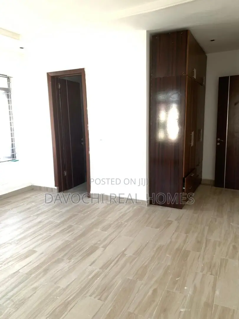 4bdrm Duplex in Orchid Road, Lekki Phase 2 for rent in Lekki Phase 2