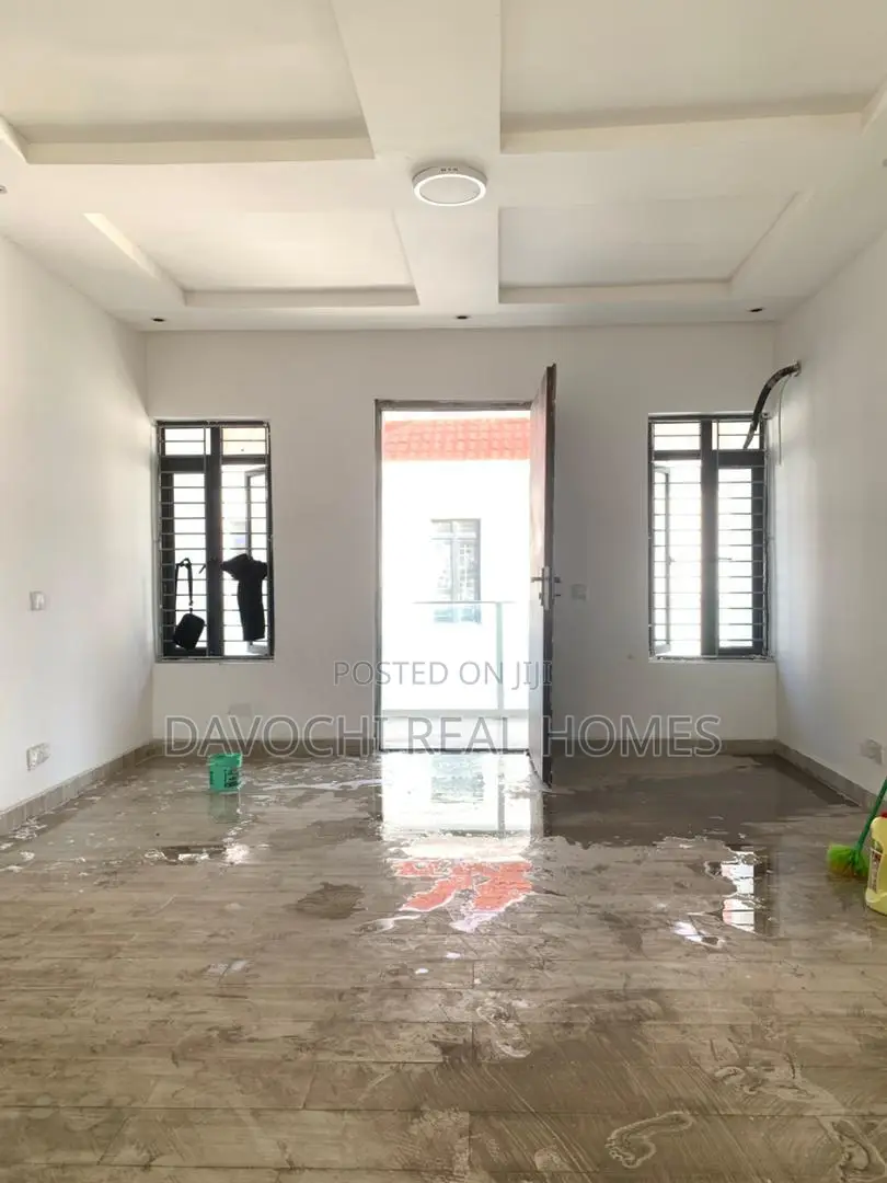 4bdrm Duplex in Orchid Road, Lekki Phase 2 for rent in Lekki Phase 2