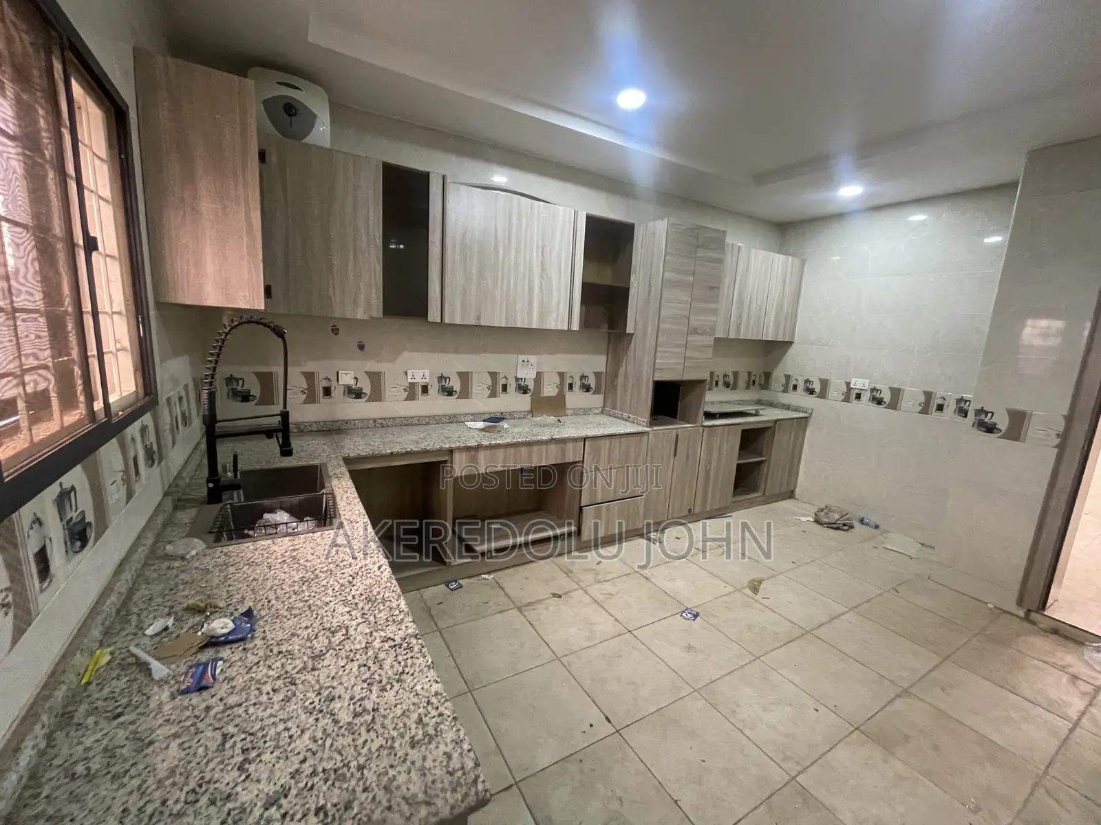 4bdrm Townhouse/Terrace in Jahi for sale in Jahi