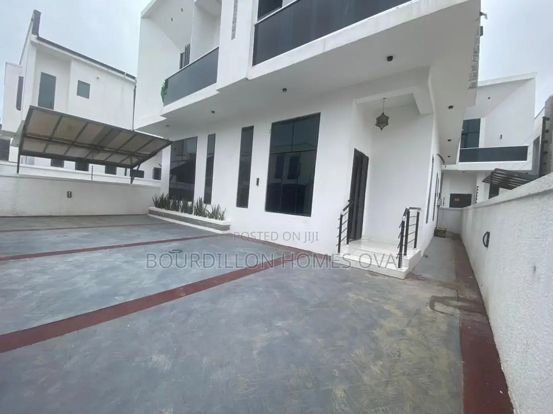 4bdrm Duplex in Lekki for sale in Lekki
