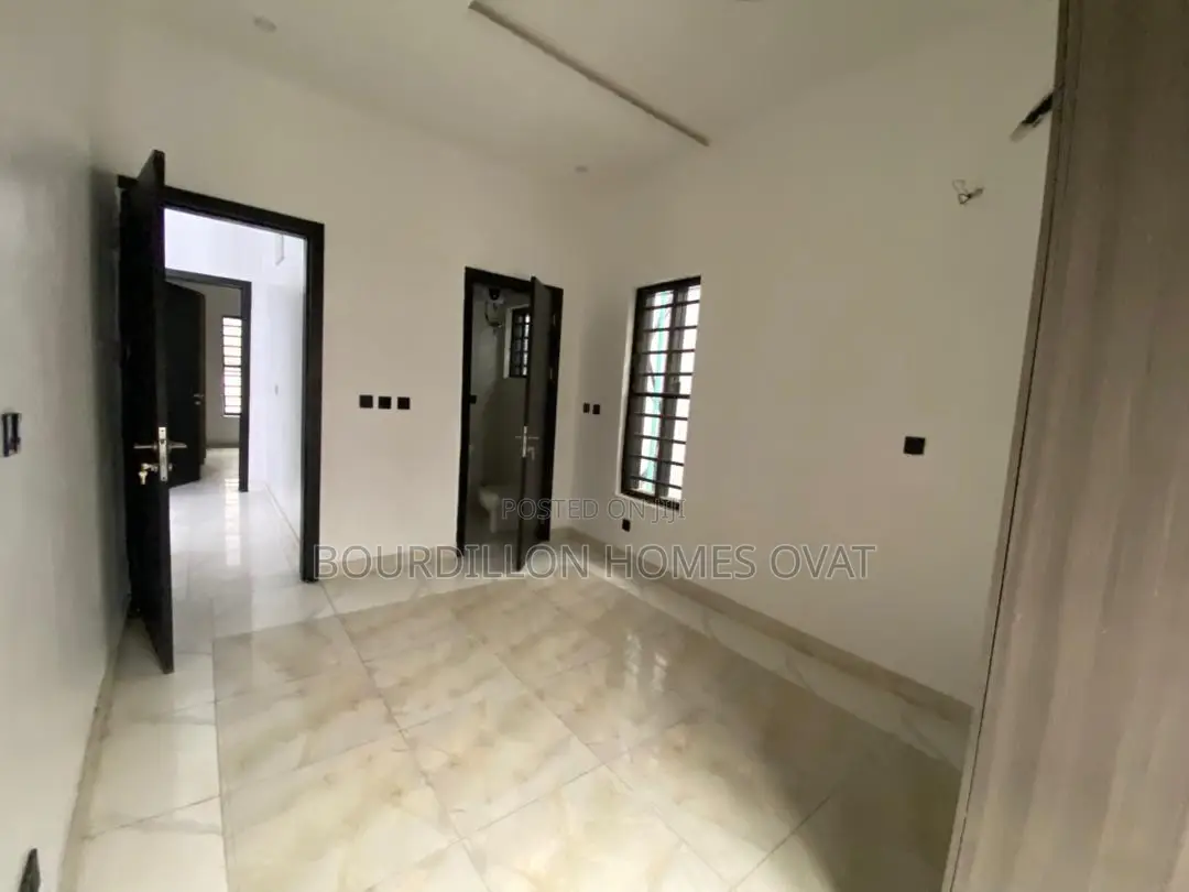 4bdrm Duplex in Lekki for sale in Lekki