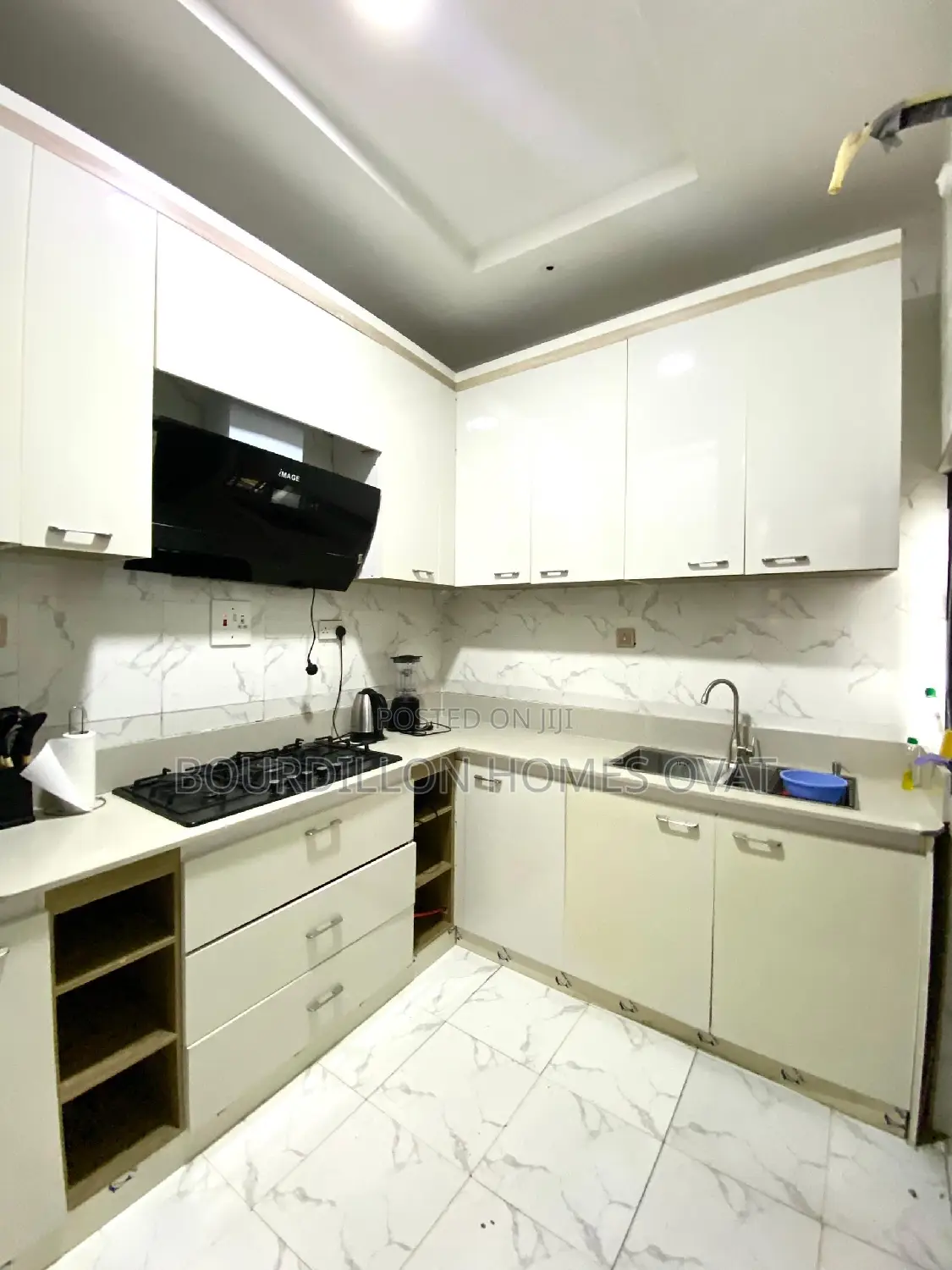 2bdrm Apartment in Lekki for sale in Lekki