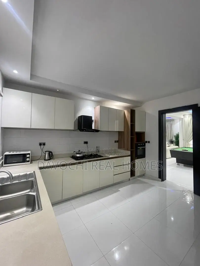 Furnished 3bdrm Apartment in Lekki Phase1 for rent in Lekki Phase 1