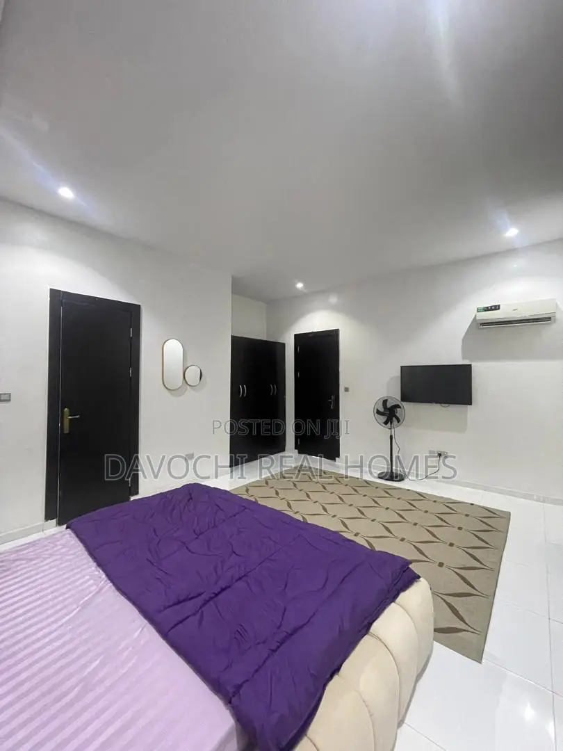 Furnished 3bdrm Apartment in Lekki Phase1 for rent in Lekki Phase 1