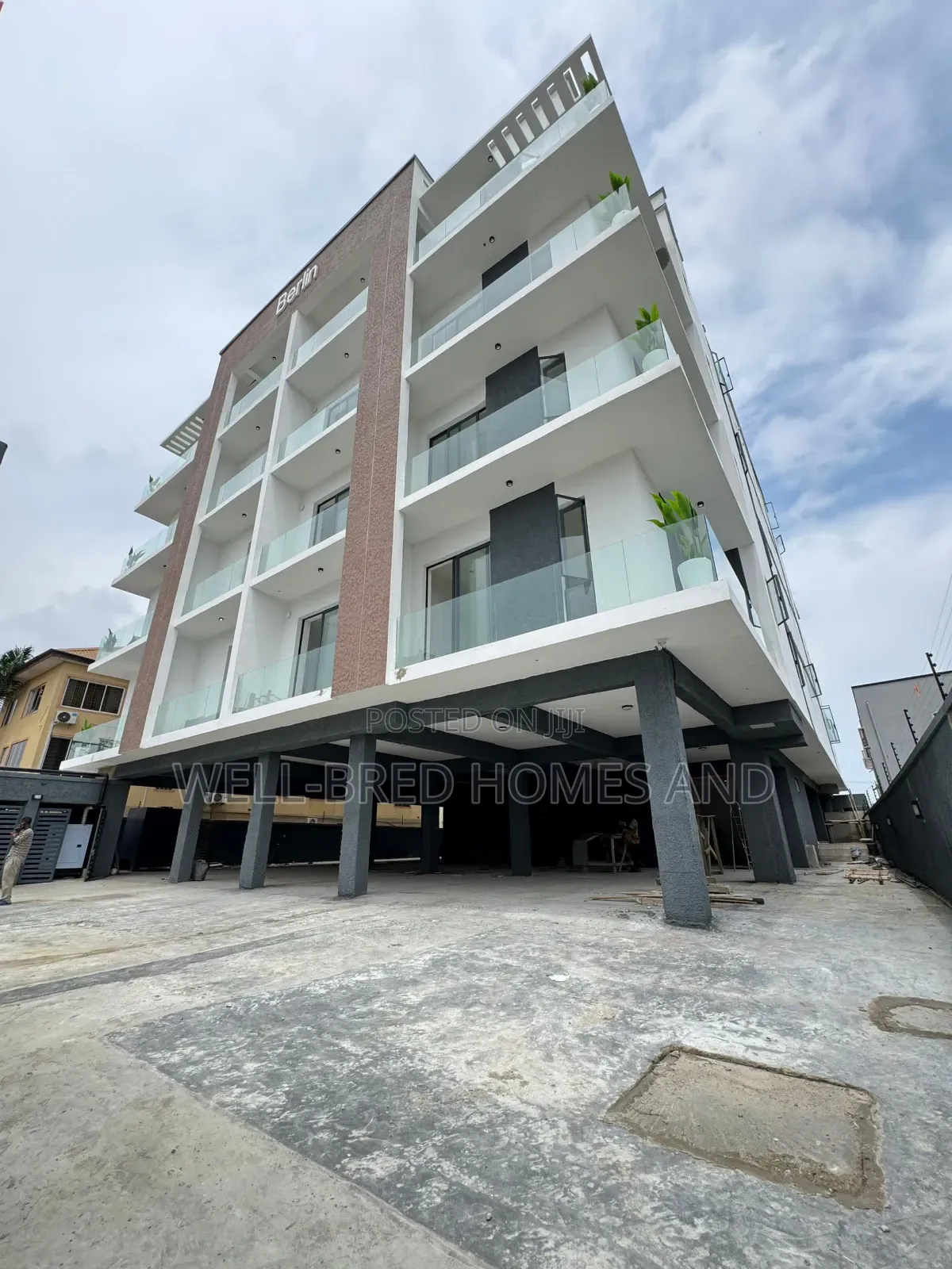 2bdrm Apartment in Ikate Lekki Lagos for sale in Lekki