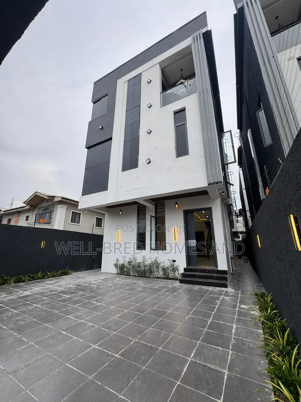 5bdrm Duplex in Lekki for sale in Lekki