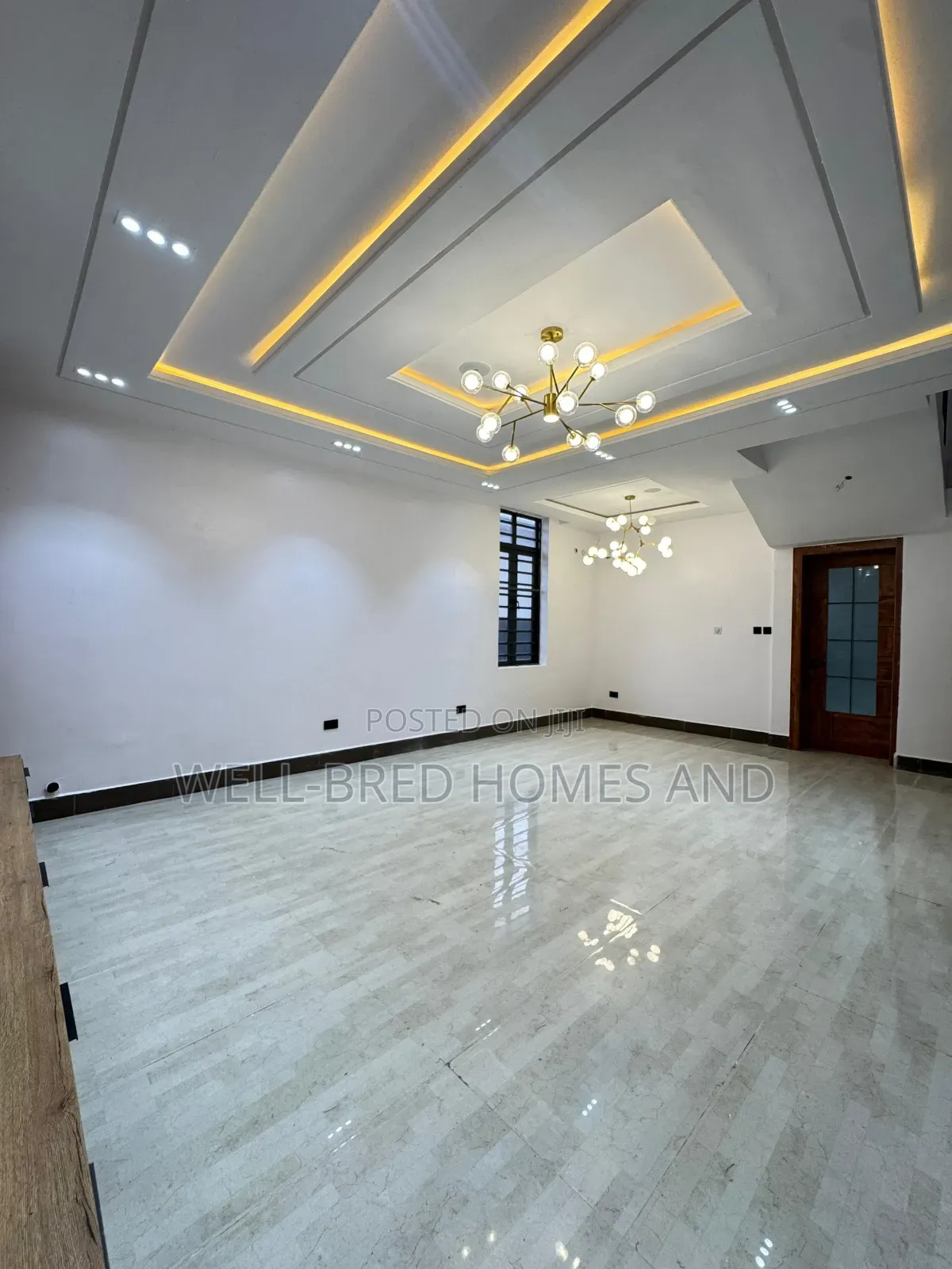 5bdrm Duplex in Lekki for sale in Lekki