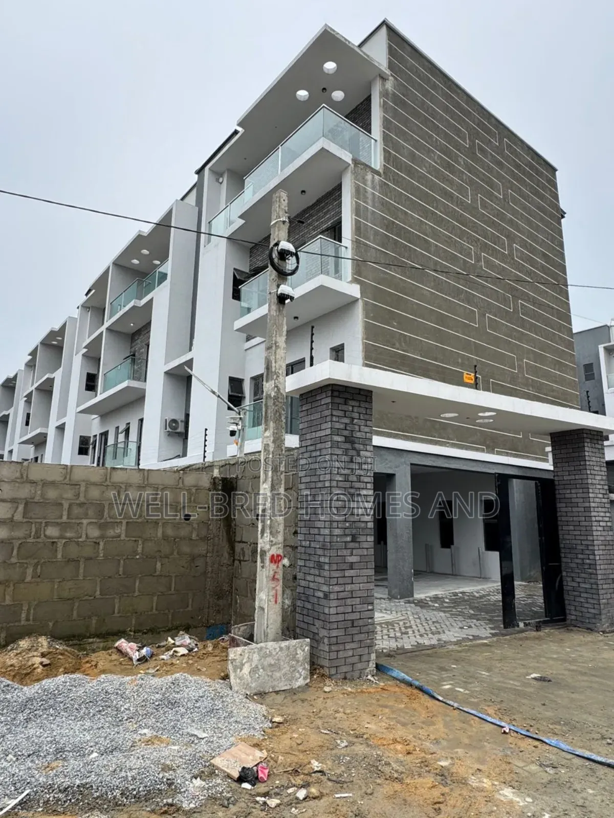 2bdrm Apartment in Lekki Phase 1, Lekki for sale in Lekki Phase 1