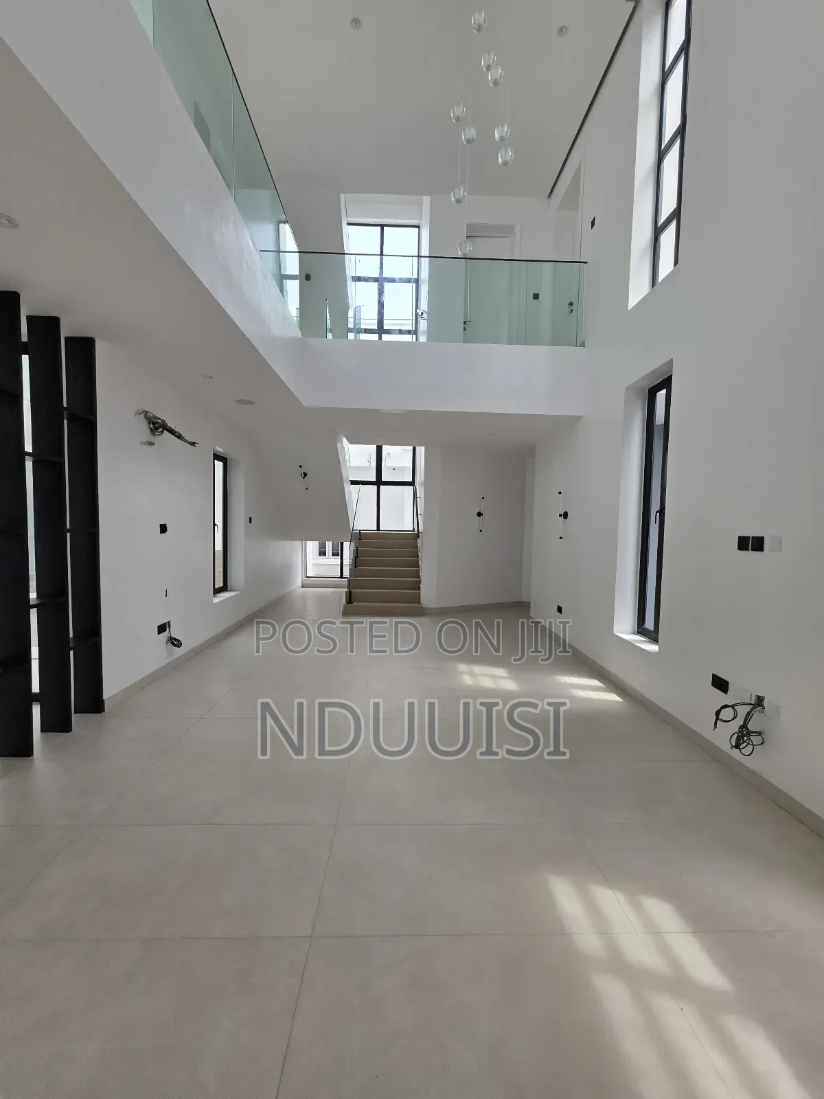 5bdrm Duplex in Lakeview Phase 2, Chevron for sale in Chevron