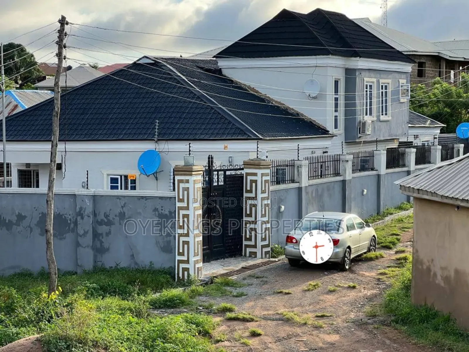3bdrm Block of Flats in Idishi, Akala Express for sale in Akala Express