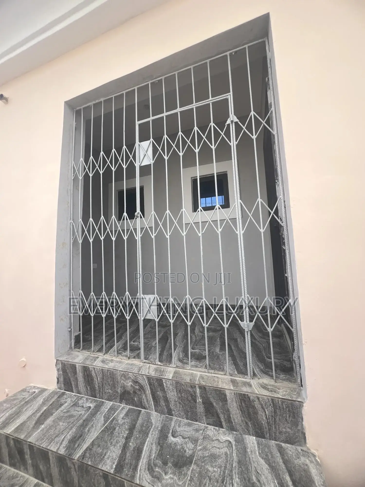 3bdrm Bungalow in Ushafa for rent in Ushafa