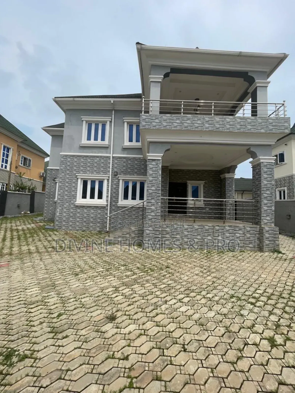 5bdrm Duplex in Kafe District, Gwarinpa for sale in Gwarinpa