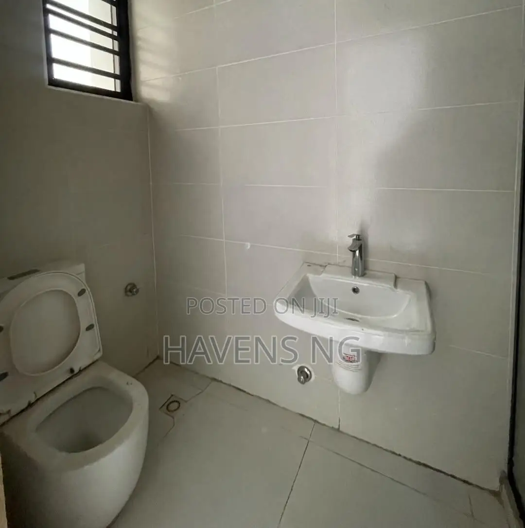 2bdrm Apartment in Ologolo for sale in Ologolo