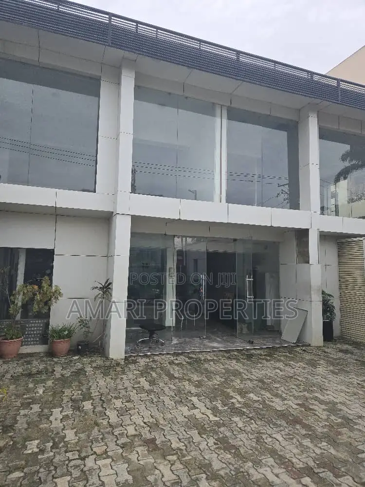 Spacious Commercial Duplex in Victoria Island