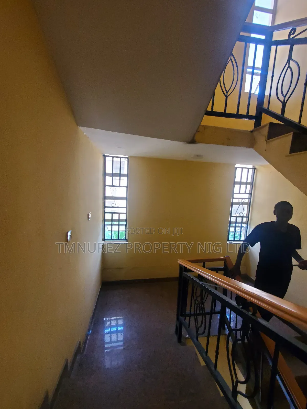 4bdrm Apartment in Lekki Phase1, Chevron for rent in Chevron
