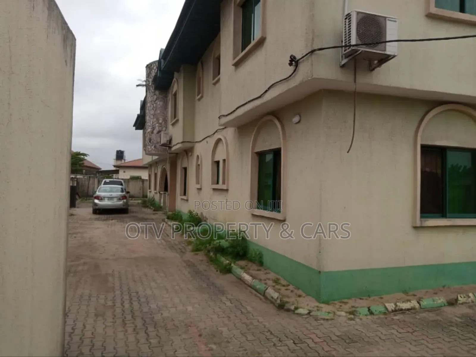 4 Nos. Of 3 Bedrooms Flat Ensuite for Sale in Lekki