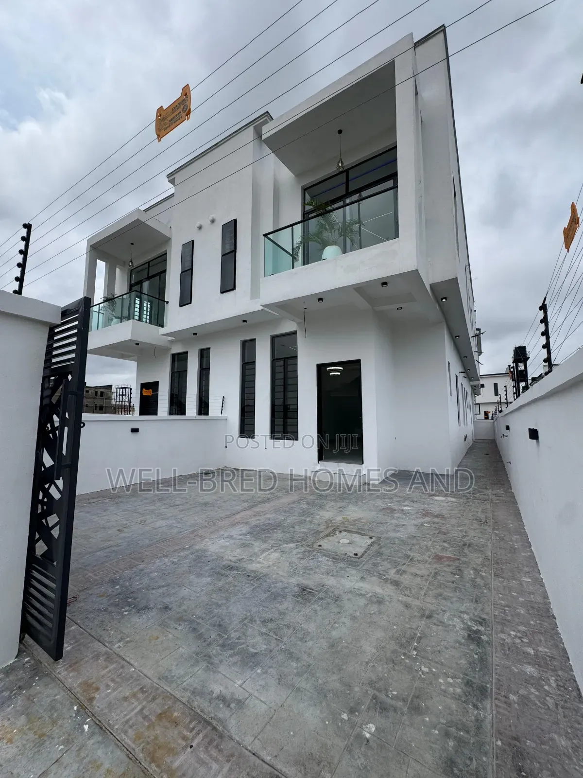 4bdrm Duplex in Lekki for sale in Lekki