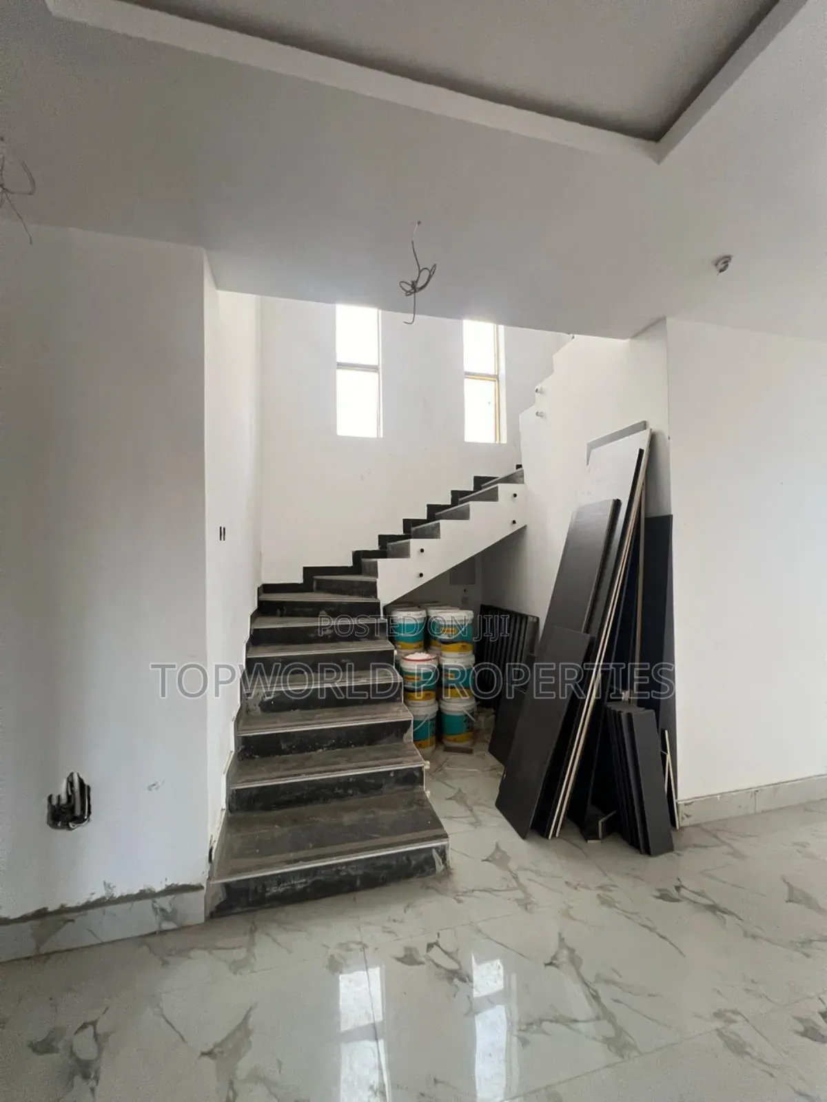 5bdrm Duplex in Ikeja Gra for sale in Ikeja GRA