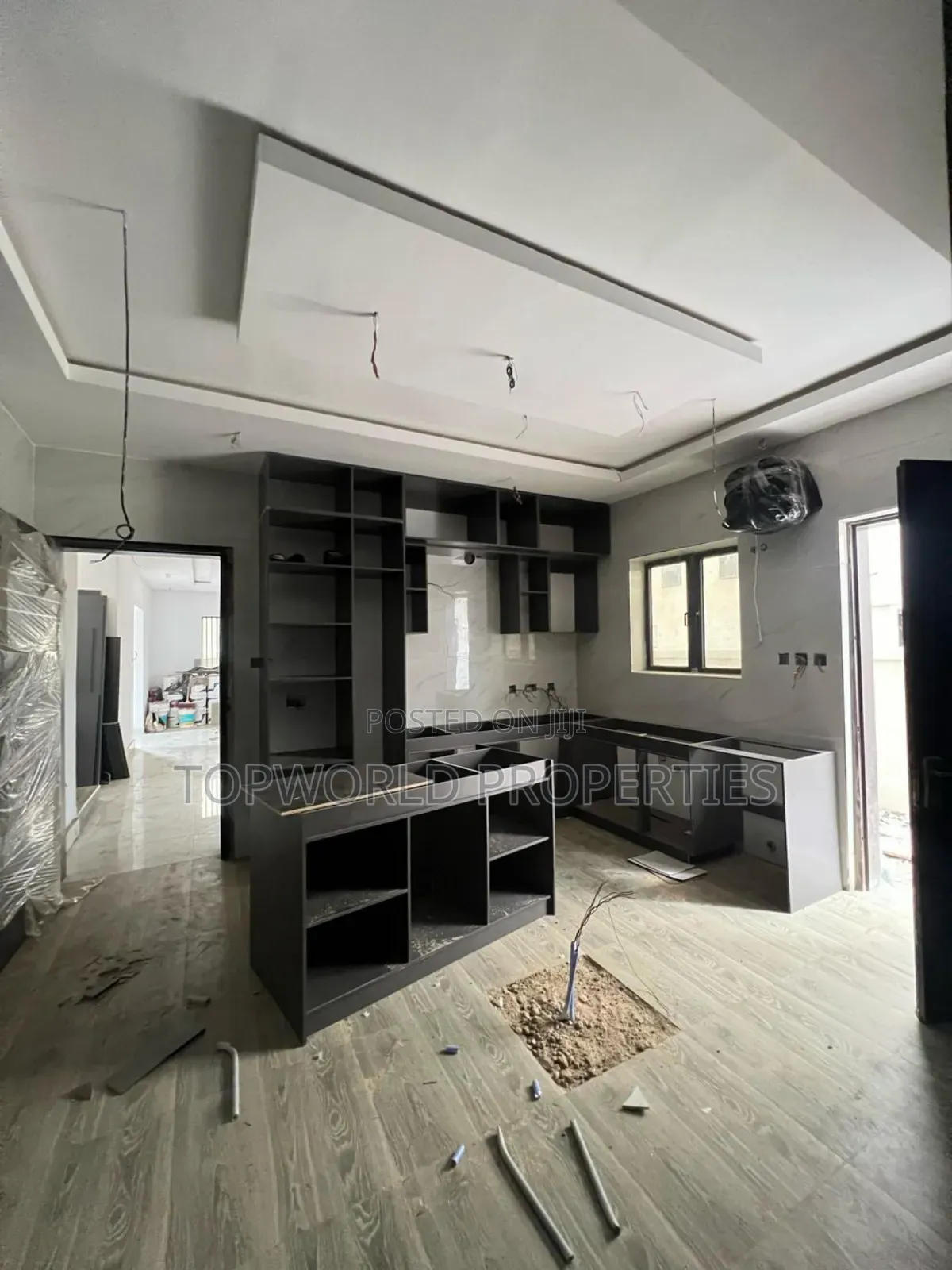 5bdrm Duplex in Ikeja Gra for sale in Ikeja GRA