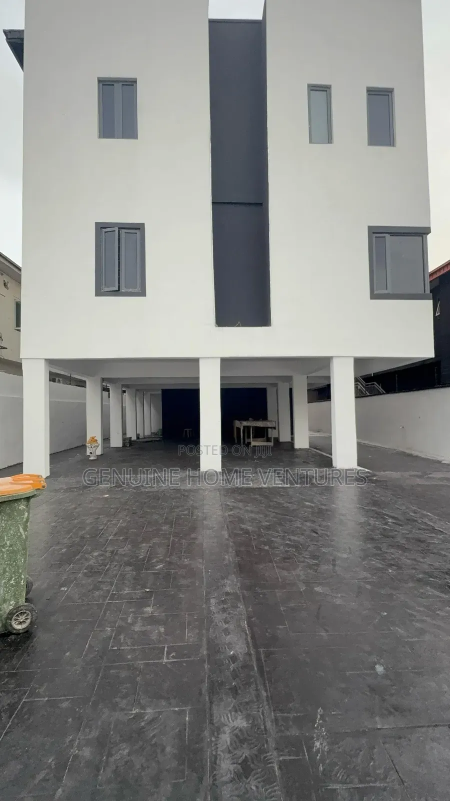 2bdrm Apartment in Lekki Phase One for rent in Lekki Phase 1