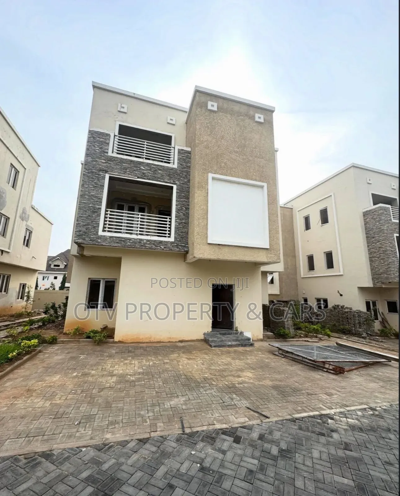Furnished 6bdrm Duplex in Guzape District for sale in Guzape District