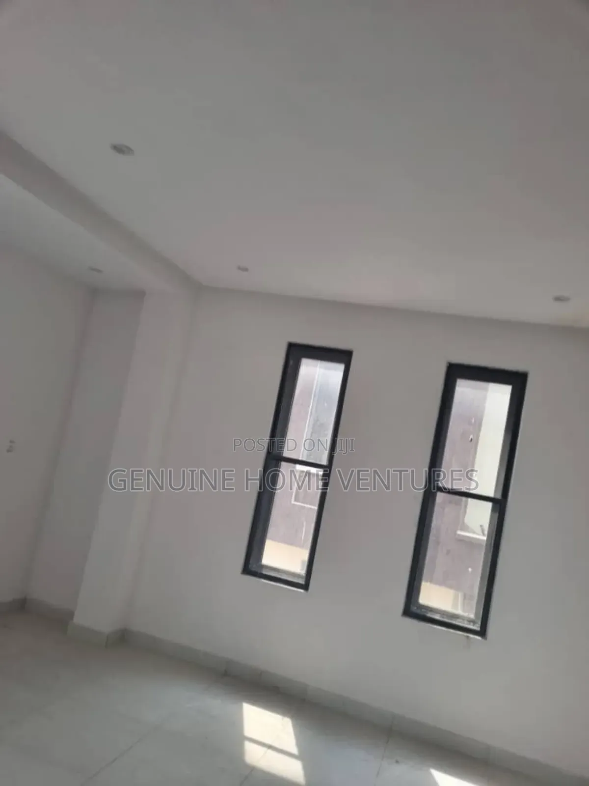 10bdrm Duplex in Awuse Estate Opebi for sale in Opebi