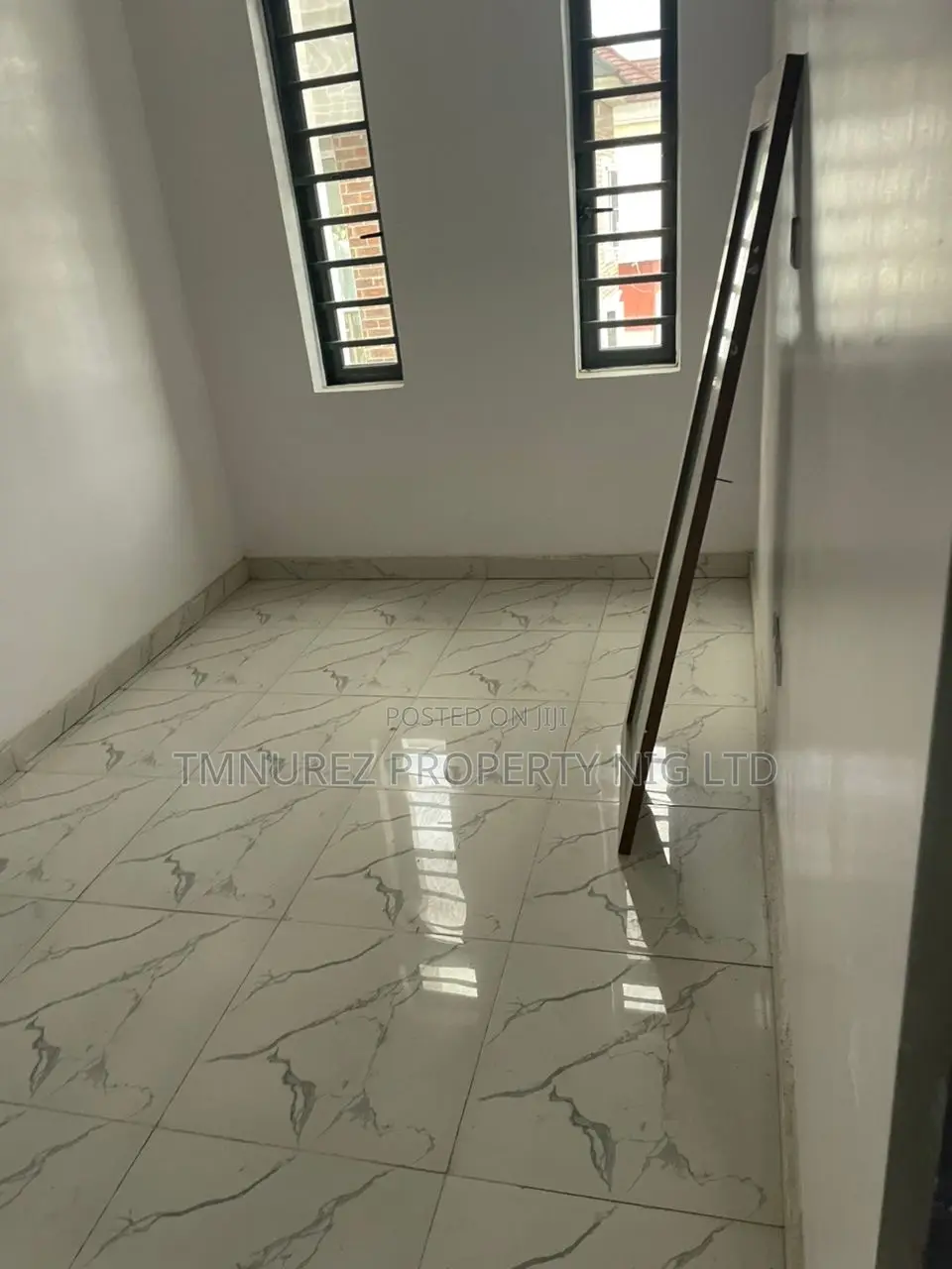 4bdrm Duplex in Osapa London for sale in Osapa london