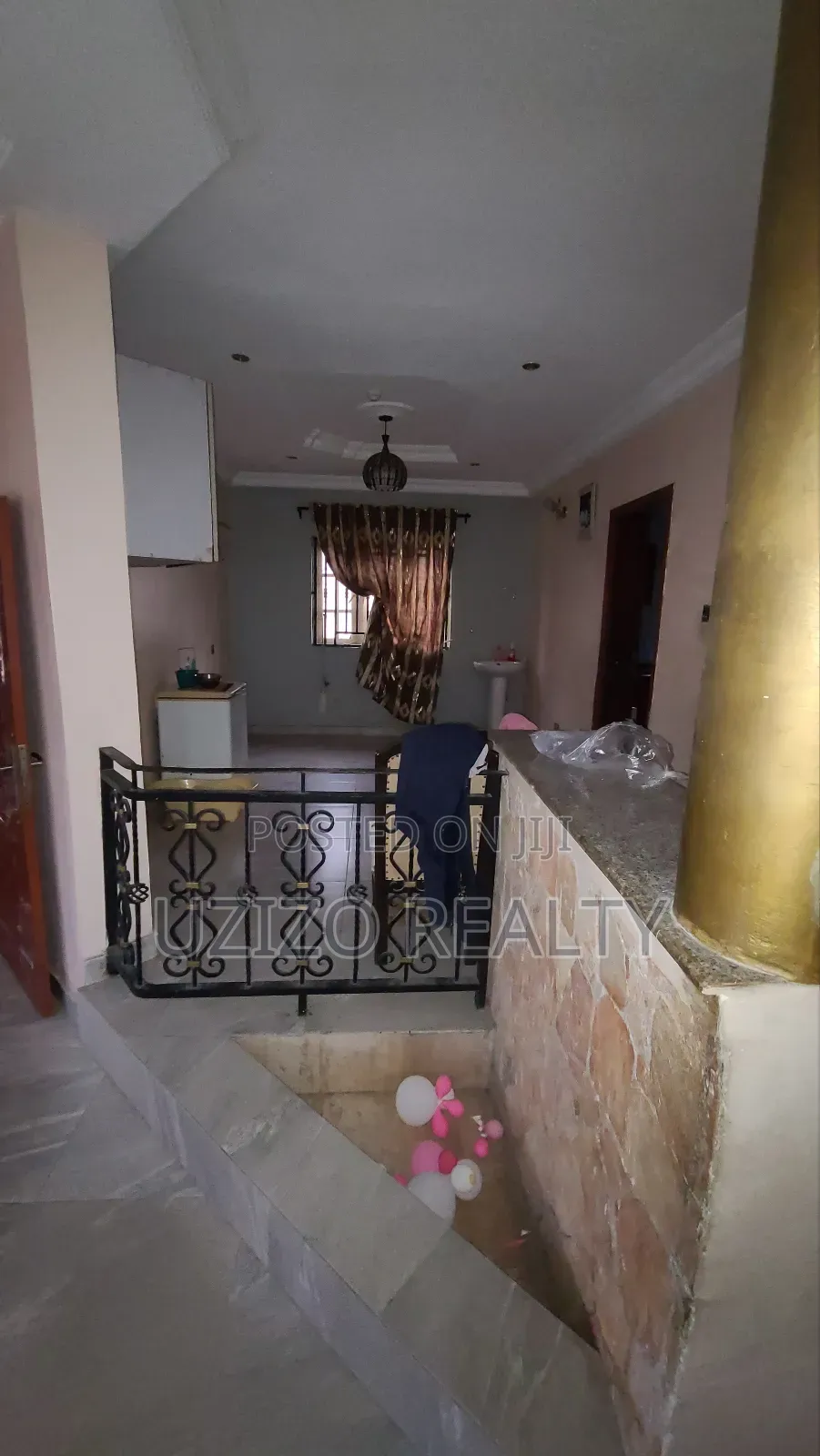 5bdrm Duplex in Kajola for sale in Kajola