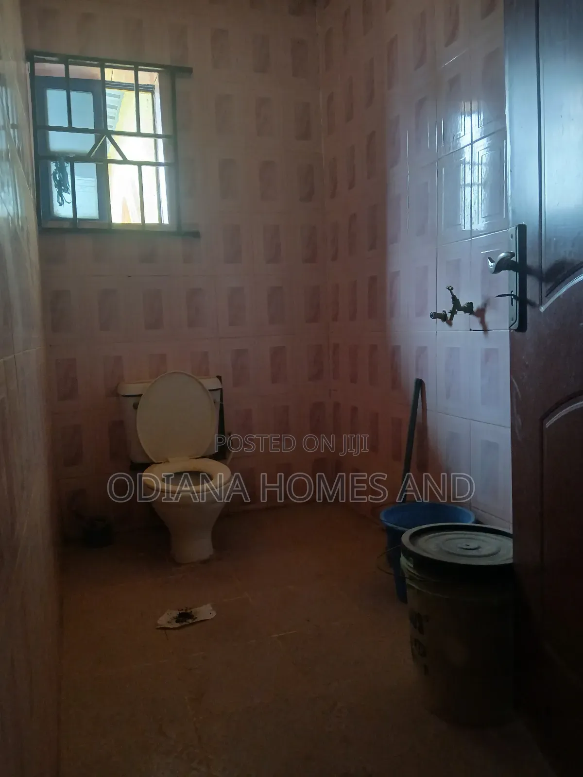 4bdrm Bungalow in Library Academy Road, Akala Express for sale in Akala Express