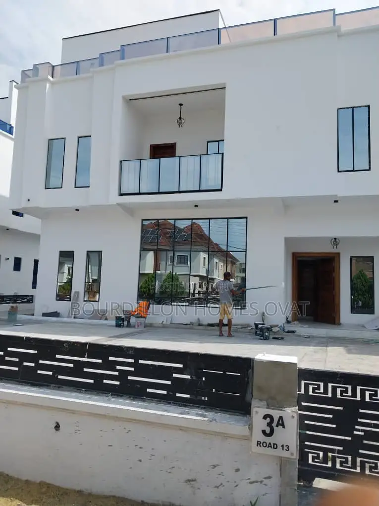 5bdrm Duplex in Lekki for sale in Lekki