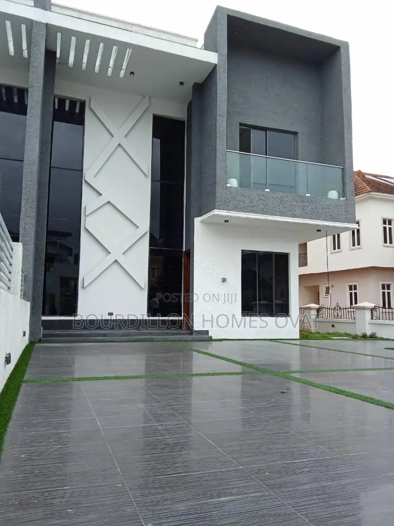 5bdrm Duplex in Lekki for sale in Lekki