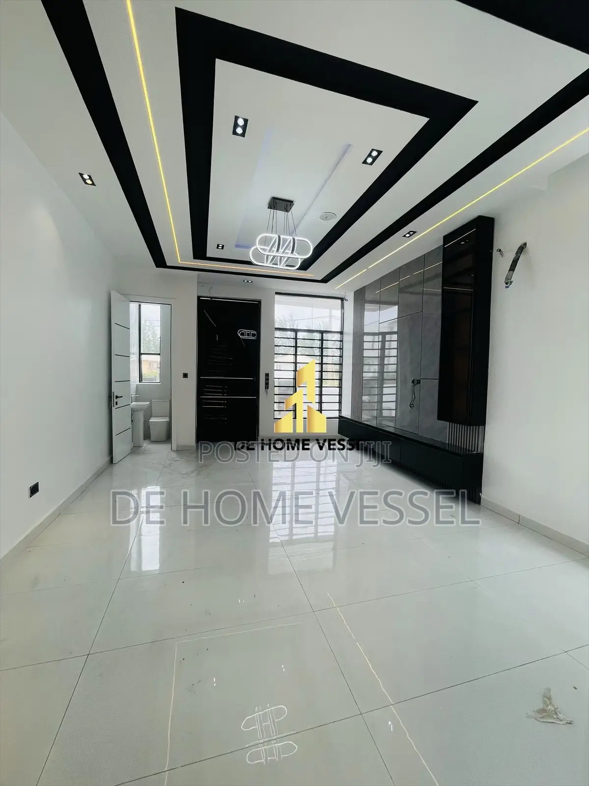 4bdrm Duplex in Ikota for sale in Ikota